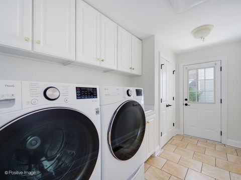 Tiny photo for 314 W Wing Street, Arlington Heights, IL 60005 (MLS # 12485387)