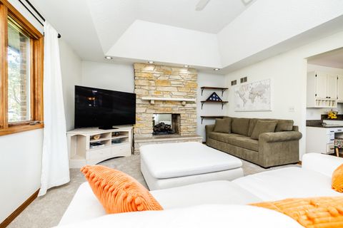 Tiny photo for 481 Pleasant Hill Road, Frankfort, IL 60423 (MLS # 12485817)