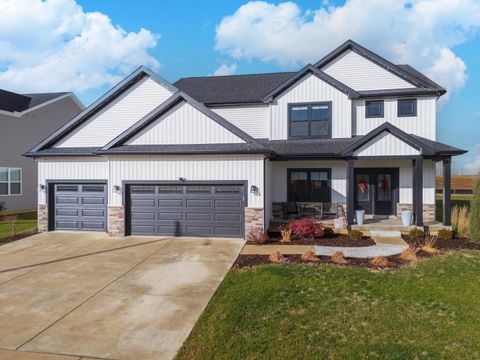 Photo of 5104 Finlen Lane, Bloomington, IL 61705 (MLS # 12519772)