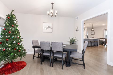 Tiny photo for 5104 Finlen Lane, Bloomington, IL 61705 (MLS # 12519772)