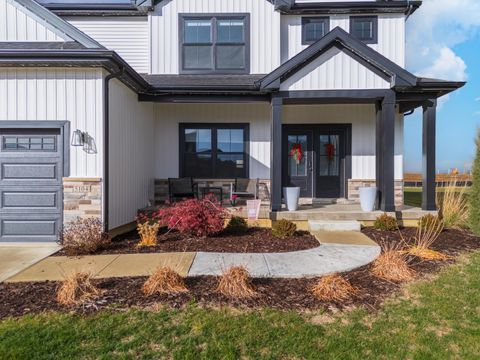 Tiny photo for 5104 Finlen Lane, Bloomington, IL 61705 (MLS # 12519772)