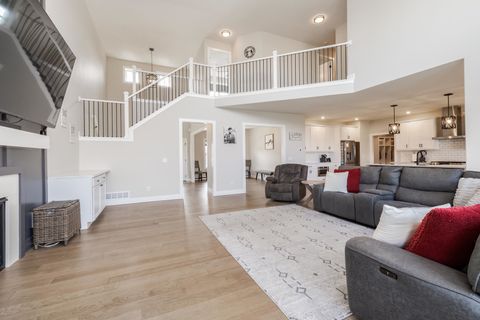 Tiny photo for 5104 Finlen Lane, Bloomington, IL 61705 (MLS # 12519772)