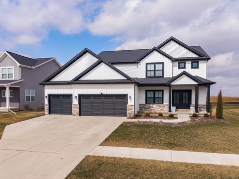 Tiny photo for 5104 Finlen Lane, Bloomington, IL 61705 (MLS # 12519772)