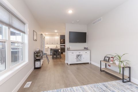 Tiny photo for 5104 Finlen Lane, Bloomington, IL 61705 (MLS # 12519772)