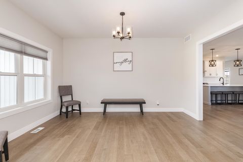 Tiny photo for 5104 Finlen Lane, Bloomington, IL 61705 (MLS # 12519772)