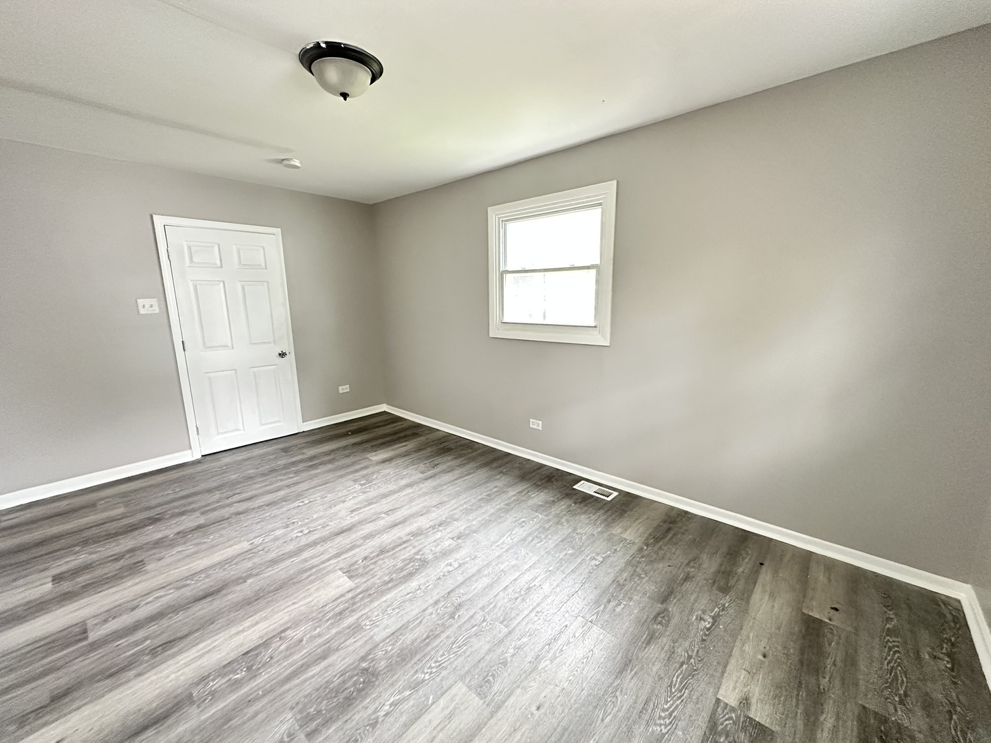 1581 Kenilworth Drive