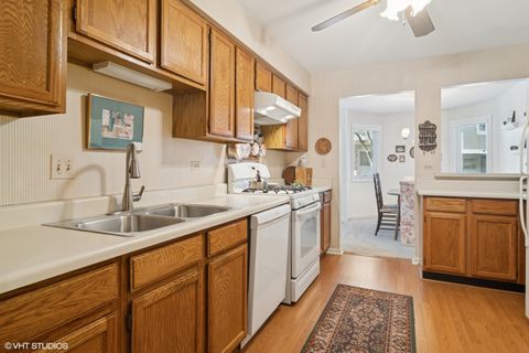 Tiny photo for 1027 Courtland Drive #1027, Buffalo Grove, IL 60089 (MLS # 12499464)