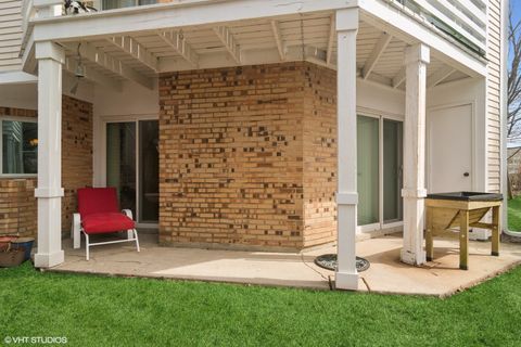 Tiny photo for 1027 Courtland Drive #1027, Buffalo Grove, IL 60089 (MLS # 12499464)