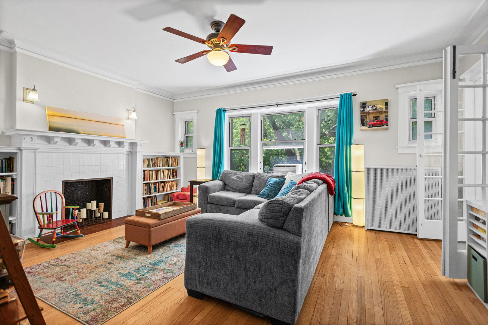 5133 S Greenwood Avenue 1 - Photo 4