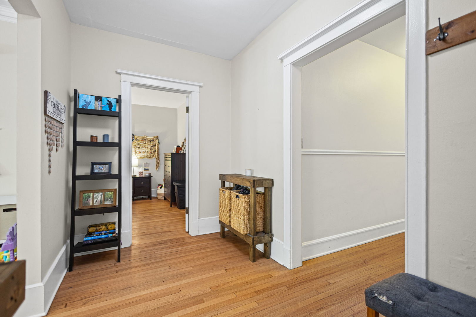 5133 S Greenwood Avenue 1 - Photo 3