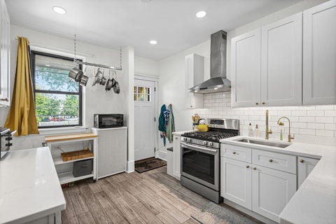 Tiny photo for 5133 S Greenwood Avenue #1, Chicago, IL 60615 (MLS # 12716083)
