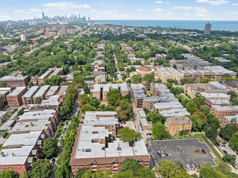 Tiny photo for 5133 S Greenwood Avenue #1, Chicago, IL 60615 (MLS # 12716083)