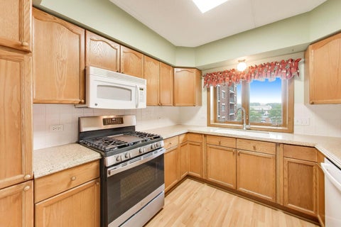 Tiny photo for 201 N Vail Avenue #409, Arlington Heights, IL 60004 (MLS # 12689660)