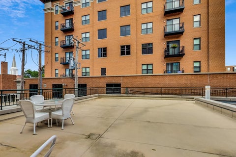 Tiny photo for 201 N Vail Avenue #409, Arlington Heights, IL 60004 (MLS # 12689660)