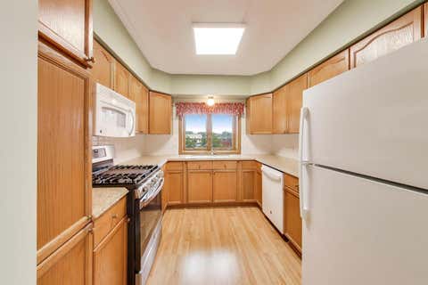 Tiny photo for 201 N Vail Avenue #409, Arlington Heights, IL 60004 (MLS # 12689660)