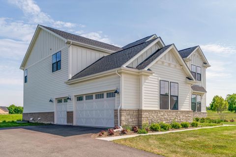 Tiny photo for 9 Olympia Fields Court, Hawthorn Woods, IL 60047 (MLS # 12655853)