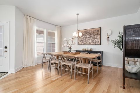 Tiny photo for 9 Olympia Fields Court, Hawthorn Woods, IL 60047 (MLS # 12655853)