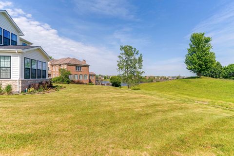 Tiny photo for 9 Olympia Fields Court, Hawthorn Woods, IL 60047 (MLS # 12655853)
