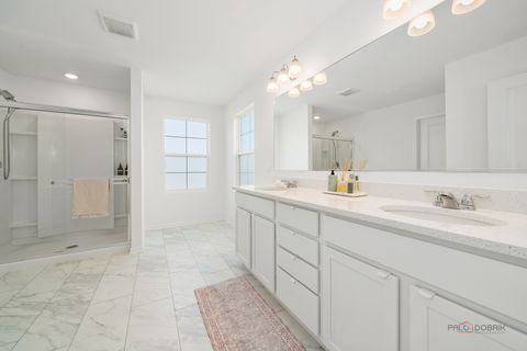 Tiny photo for 9 Olympia Fields Court, Hawthorn Woods, IL 60047 (MLS # 12655853)