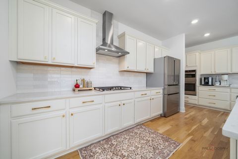 Tiny photo for 9 Olympia Fields Court, Hawthorn Woods, IL 60047 (MLS # 12655853)