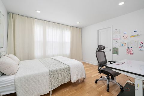Tiny photo for 9 Olympia Fields Court, Hawthorn Woods, IL 60047 (MLS # 12655853)