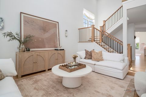 Tiny photo for 9 Olympia Fields Court, Hawthorn Woods, IL 60047 (MLS # 12655853)