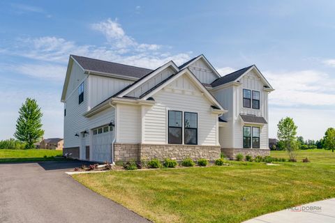Tiny photo for 9 Olympia Fields Court, Hawthorn Woods, IL 60047 (MLS # 12655853)