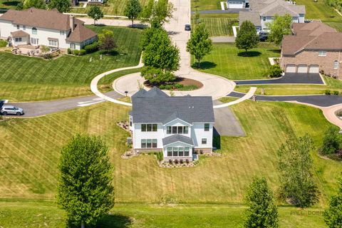 Tiny photo for 9 Olympia Fields Court, Hawthorn Woods, IL 60047 (MLS # 12655853)