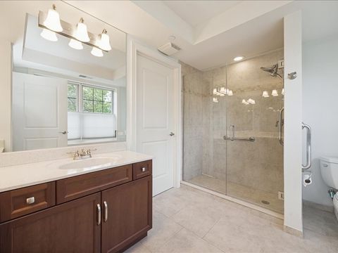 Tiny photo for 10 E Burlington Street #2J, Riverside, IL 60546 (MLS # 12623121)