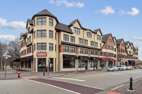 Photo of 10 E Burlington Street #2J, Riverside, IL 60546 (MLS # 12623121)