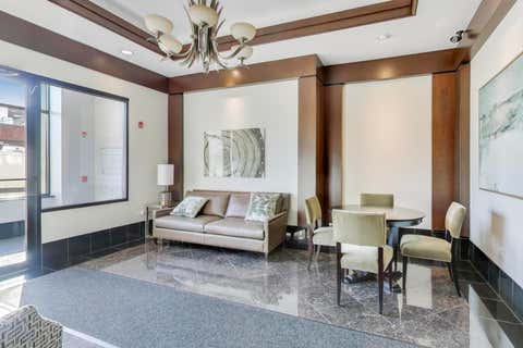 Tiny photo for 10 E Burlington Street #2J, Riverside, IL 60546 (MLS # 12623121)