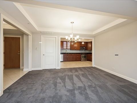 Tiny photo for 10 E Burlington Street #2J, Riverside, IL 60546 (MLS # 12623121)