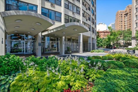 Tiny photo for 1150 N Lake Shore Drive #7H, Chicago, IL 60611 (MLS # 12666618)