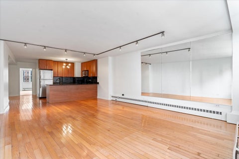 Tiny photo for 1150 N Lake Shore Drive #7H, Chicago, IL 60611 (MLS # 12666618)