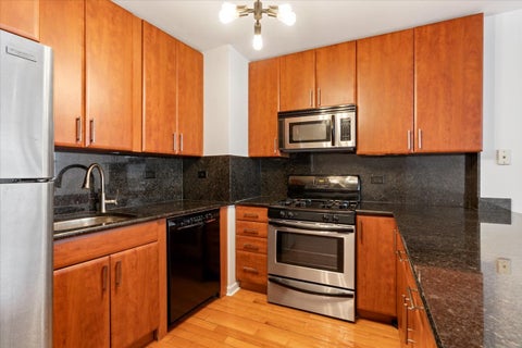 Tiny photo for 1150 N Lake Shore Drive #7H, Chicago, IL 60611 (MLS # 12666618)