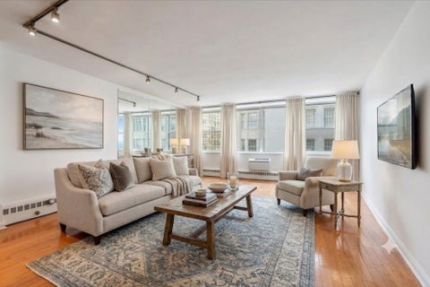 Tiny photo for 1150 N Lake Shore Drive #7H, Chicago, IL 60611 (MLS # 12666618)