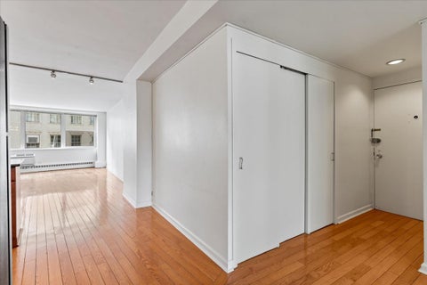 Tiny photo for 1150 N Lake Shore Drive #7H, Chicago, IL 60611 (MLS # 12666618)