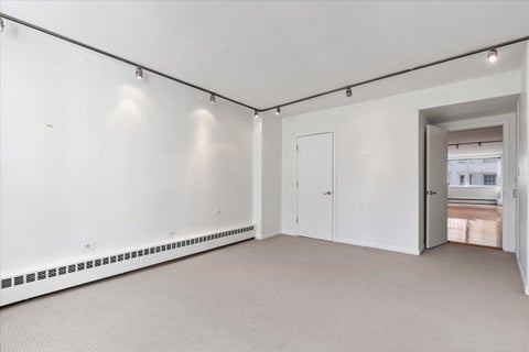 Tiny photo for 1150 N Lake Shore Drive #7H, Chicago, IL 60611 (MLS # 12666618)