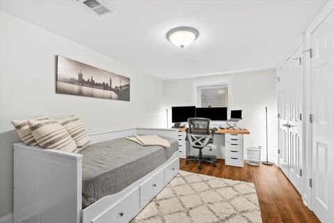 Tiny photo for 736 N Oak Street, Hinsdale, IL 60521 (MLS # 12504140)