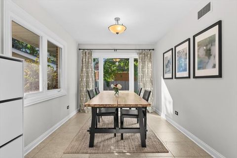 Tiny photo for 736 N Oak Street, Hinsdale, IL 60521 (MLS # 12504140)