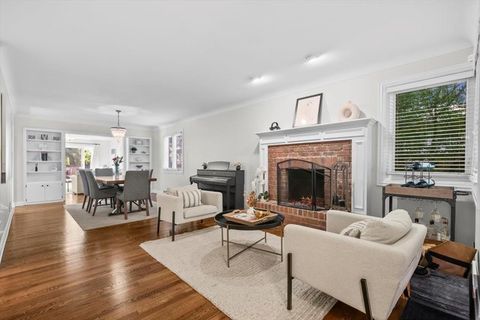 Tiny photo for 736 N Oak Street, Hinsdale, IL 60521 (MLS # 12504140)