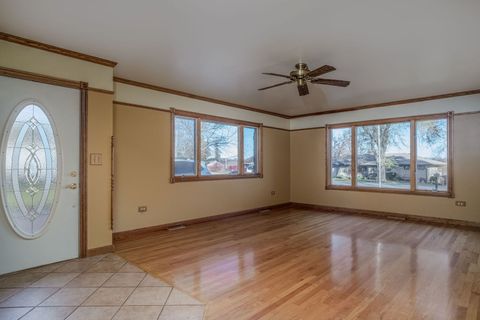 Tiny photo for 104 Lakewood Drive, Antioch, IL 60002 (MLS # 12510235)