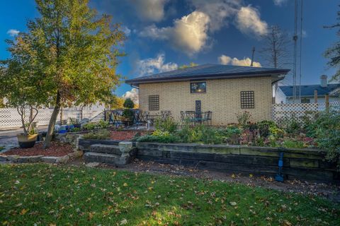 Tiny photo for 104 Lakewood Drive, Antioch, IL 60002 (MLS # 12510235)