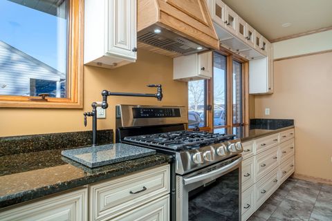 Tiny photo for 104 Lakewood Drive, Antioch, IL 60002 (MLS # 12510235)