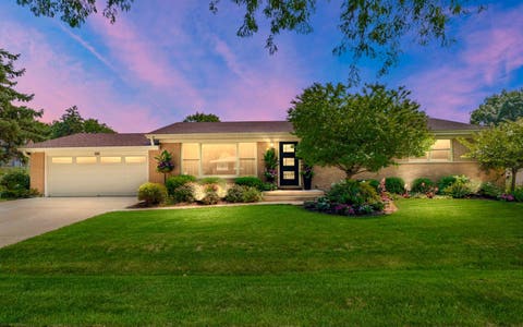 Photo of 532 MERLIN Drive, Schaumburg, IL 60193 (MLS # 12705995)