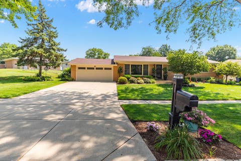 Tiny photo for 532 MERLIN Drive, Schaumburg, IL 60193 (MLS # 12705995)