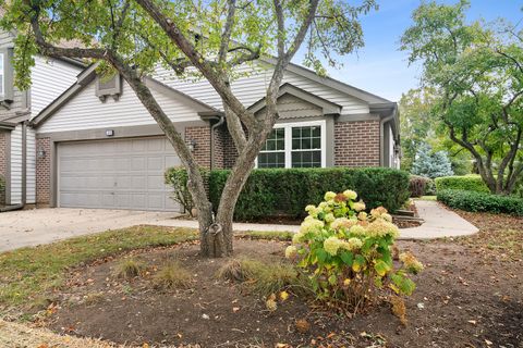 Photo of 381 BENTLEY Place, Buffalo Grove, IL 60089 (MLS # 12496752)