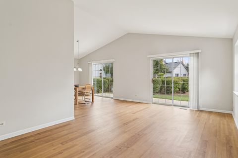 Tiny photo for 381 BENTLEY Place, Buffalo Grove, IL 60089 (MLS # 12496752)