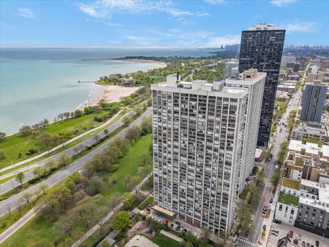 Tiny photo for 5455 N Sheridan Road #3515, Chicago, IL 60640 (MLS # 12700494)