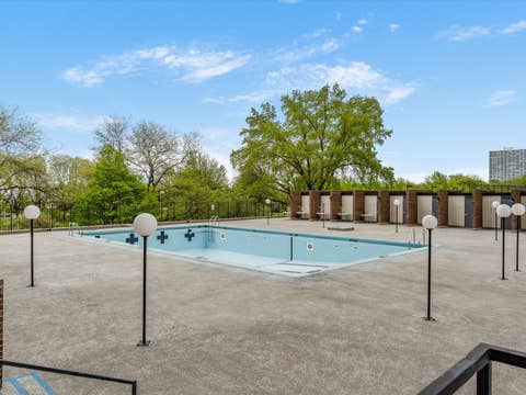Tiny photo for 5455 N Sheridan Road #3515, Chicago, IL 60640 (MLS # 12700494)